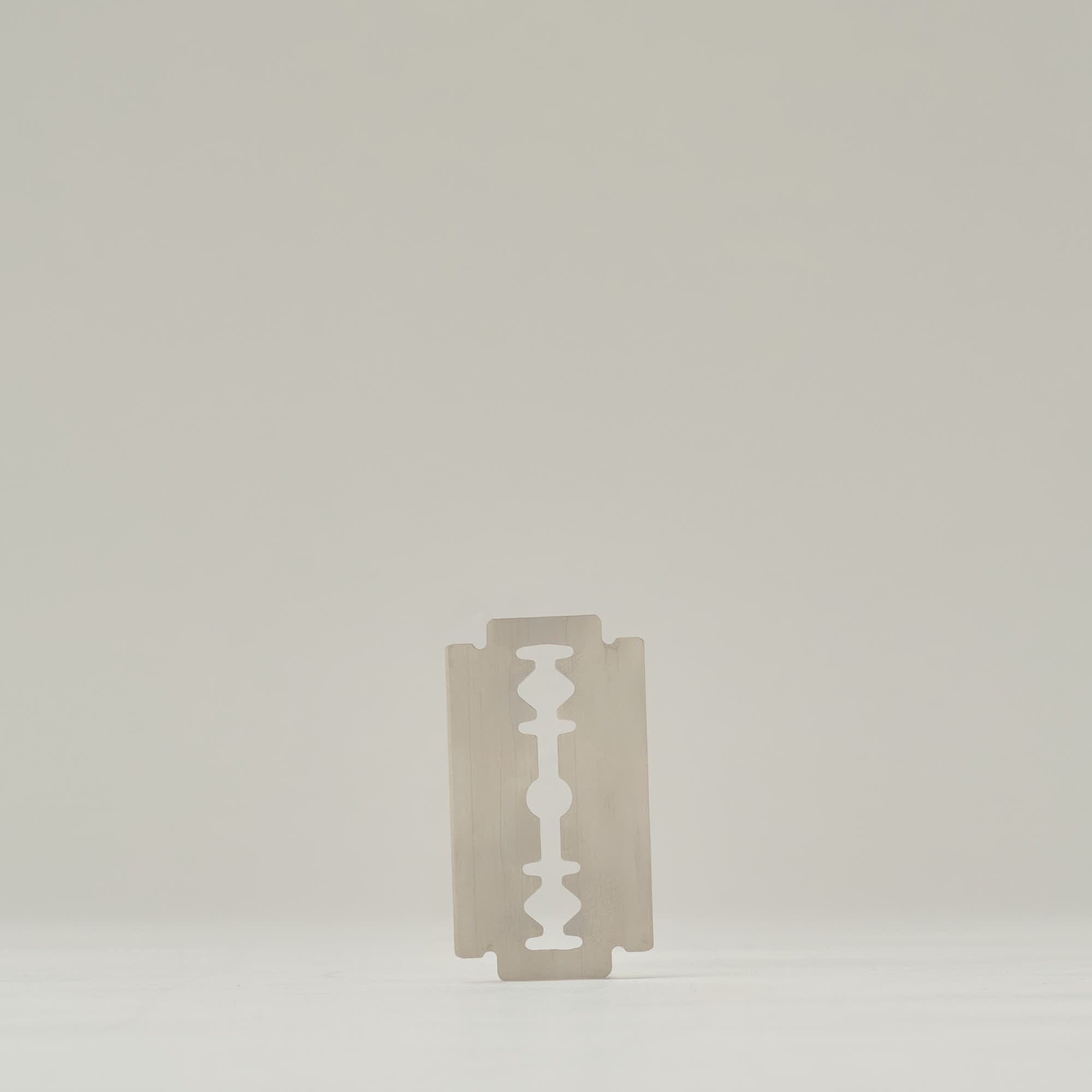Double-Edge Safety Razor Blades